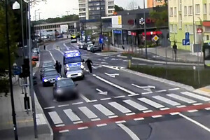 Zdjęcie przedstawia zrzut ekranu z monitoringu.