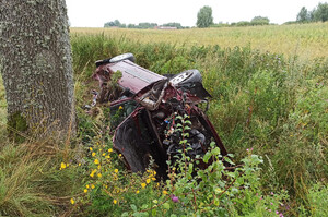 Zdjęcie przedstawia zdarzenie drogowe.