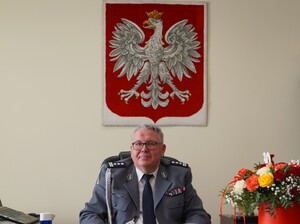 Zdjęcie przedstawia insp. Piotra Zabuskiego.