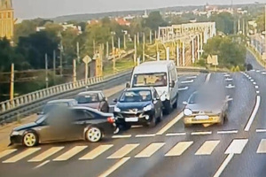 Zdjęcie przedstawia kadr z monitoringu.