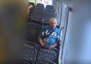 Zdjęcie przedstawia wizerunek mężczyzny.