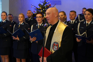 Spotkanie wigilijne z podopiecznymi Fundacji Pomocy Wdowom i Sierotom po Poległych Policjantach