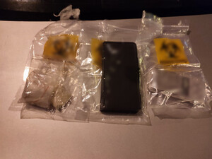 Zdjęcie przedstawia substancje zabronione.