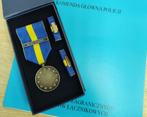 Zdjęcie przedstawia medal Eulex Kosovo