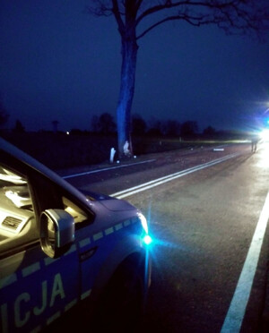 Zdjęcie przedstawia miejsce zdarzenia drogowego na DK 57