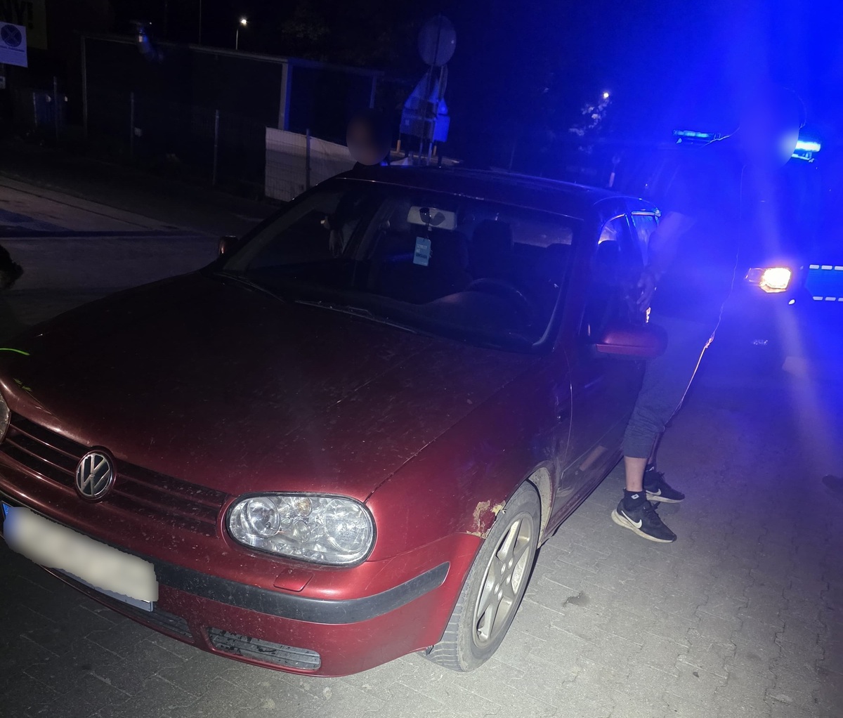 Podsumowanie weekendu na drogach: nietrzeźwi kierowcy i potrącenie pieszego w Olsztynie